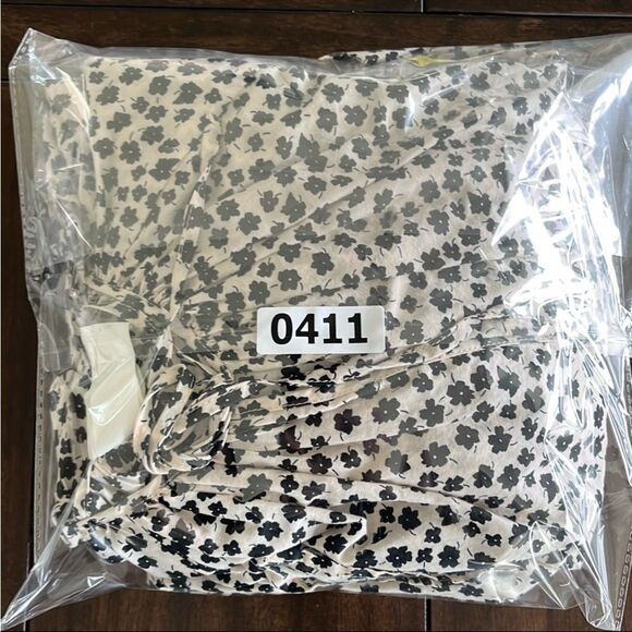 H&M Black and White Long Sleeve Sundress - Picture 10 of 10